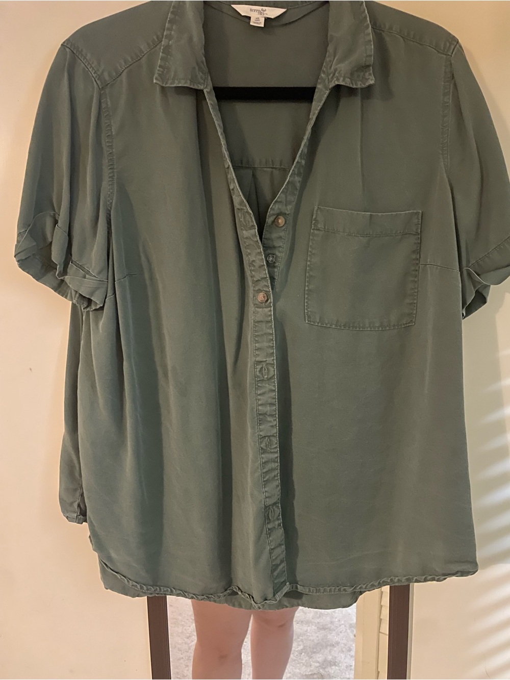 Lightweight Olive Green Button-Up Shirt
